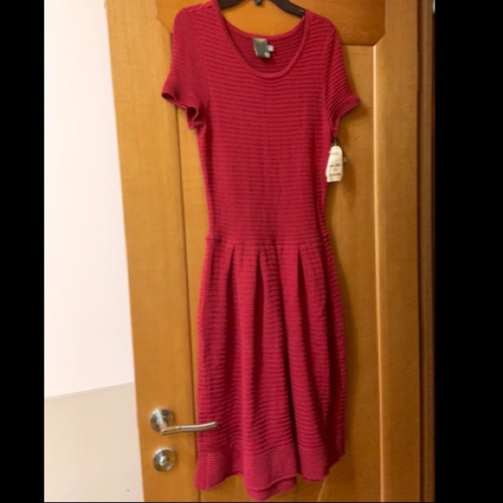 taylor Red Dress